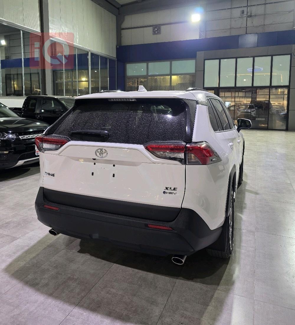 تويوتا راف 4